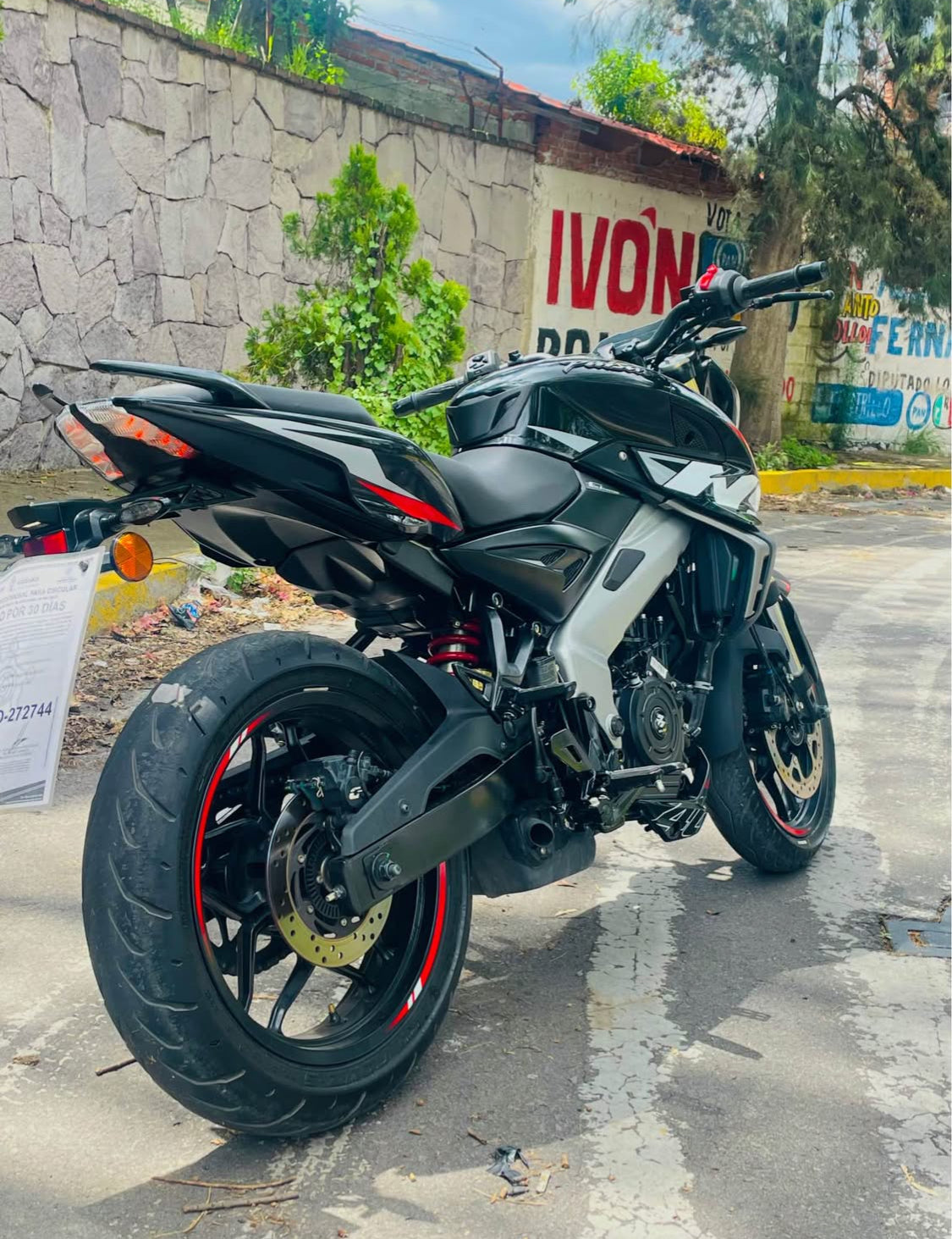Bajaj NS 400z Año 2024