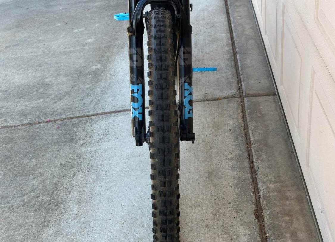 YT Decoy CORE 3 MX R 27.5 Año 2022