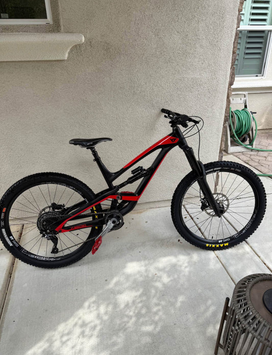 Yeti Capra full R 27.5  Año 2019